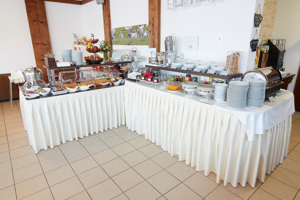 Hotel & Restaurant Seehof Podersdorf am See Ngoại thất bức ảnh